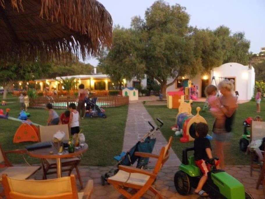 Episkopi-Chania Olive Tree Farm 200M From The Beach מראה חיצוני תמונה