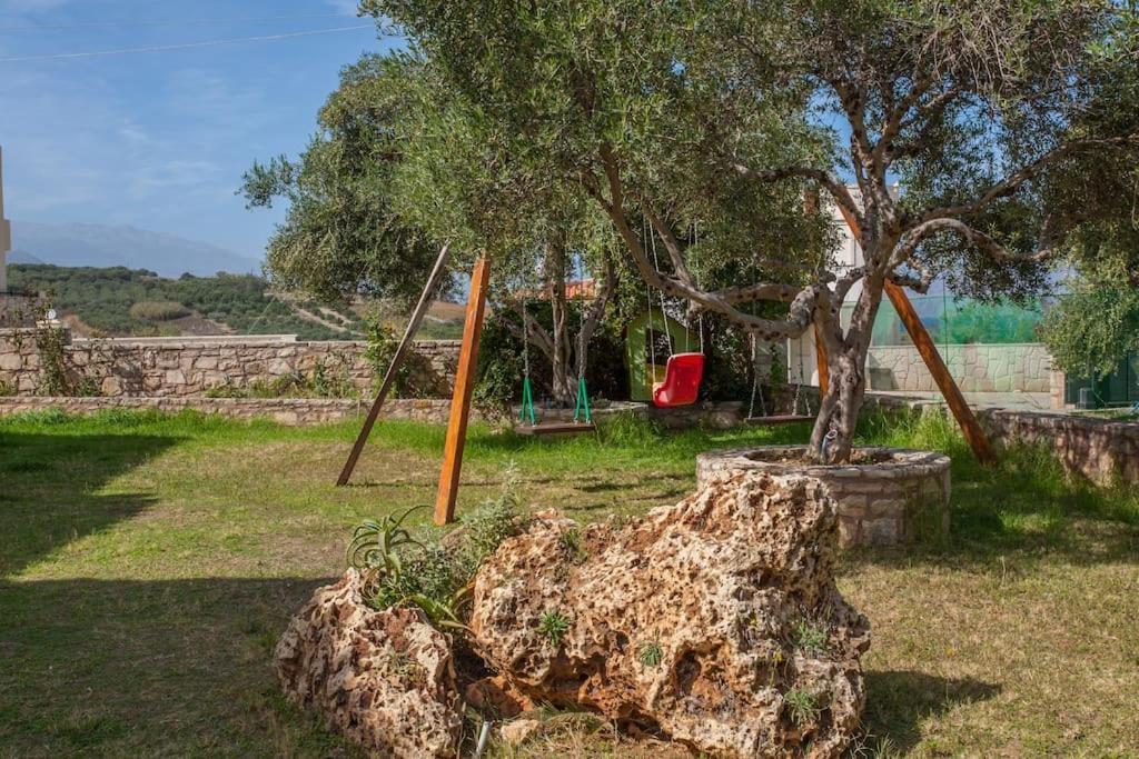 Episkopi-Chania Olive Tree Farm 200M From The Beach מראה חיצוני תמונה
