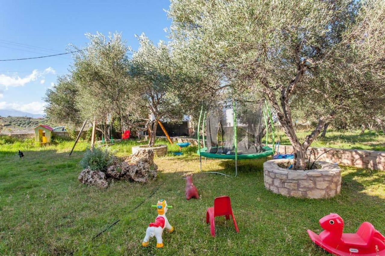 Episkopi-Chania Olive Tree Farm 200M From The Beach מראה חיצוני תמונה