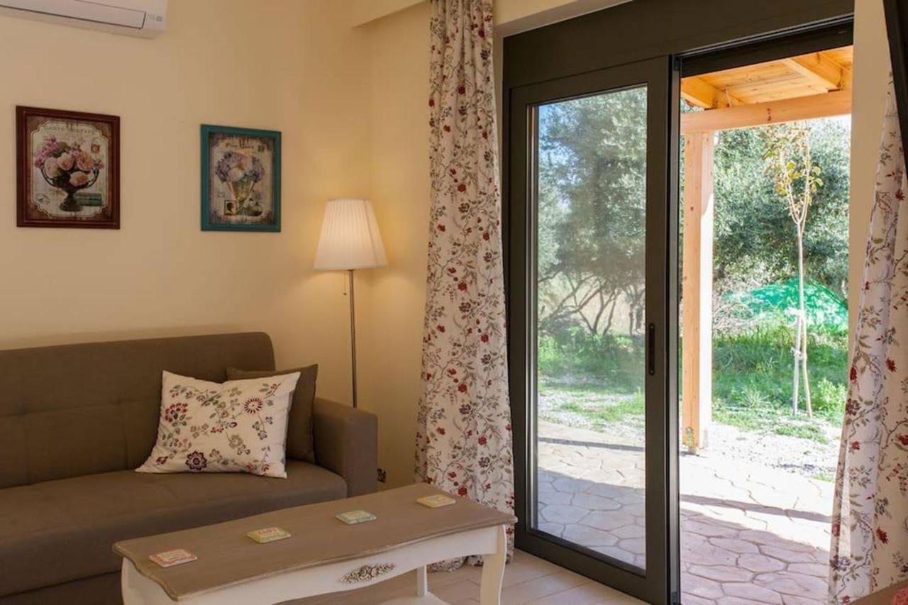 Episkopi-Chania Olive Tree Farm 200M From The Beach מראה חיצוני תמונה